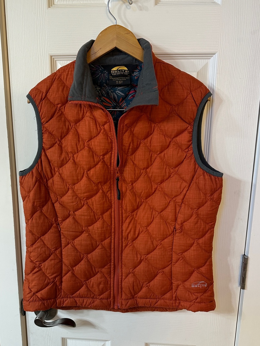 Golite Womens Puffer Goose Down Vest Jacket Diamond Lined with Print Large